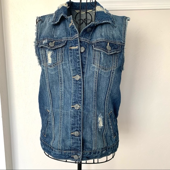 Hippie Laundry Distressed Sleeveless Jean Jacket - Picture 11 of 11